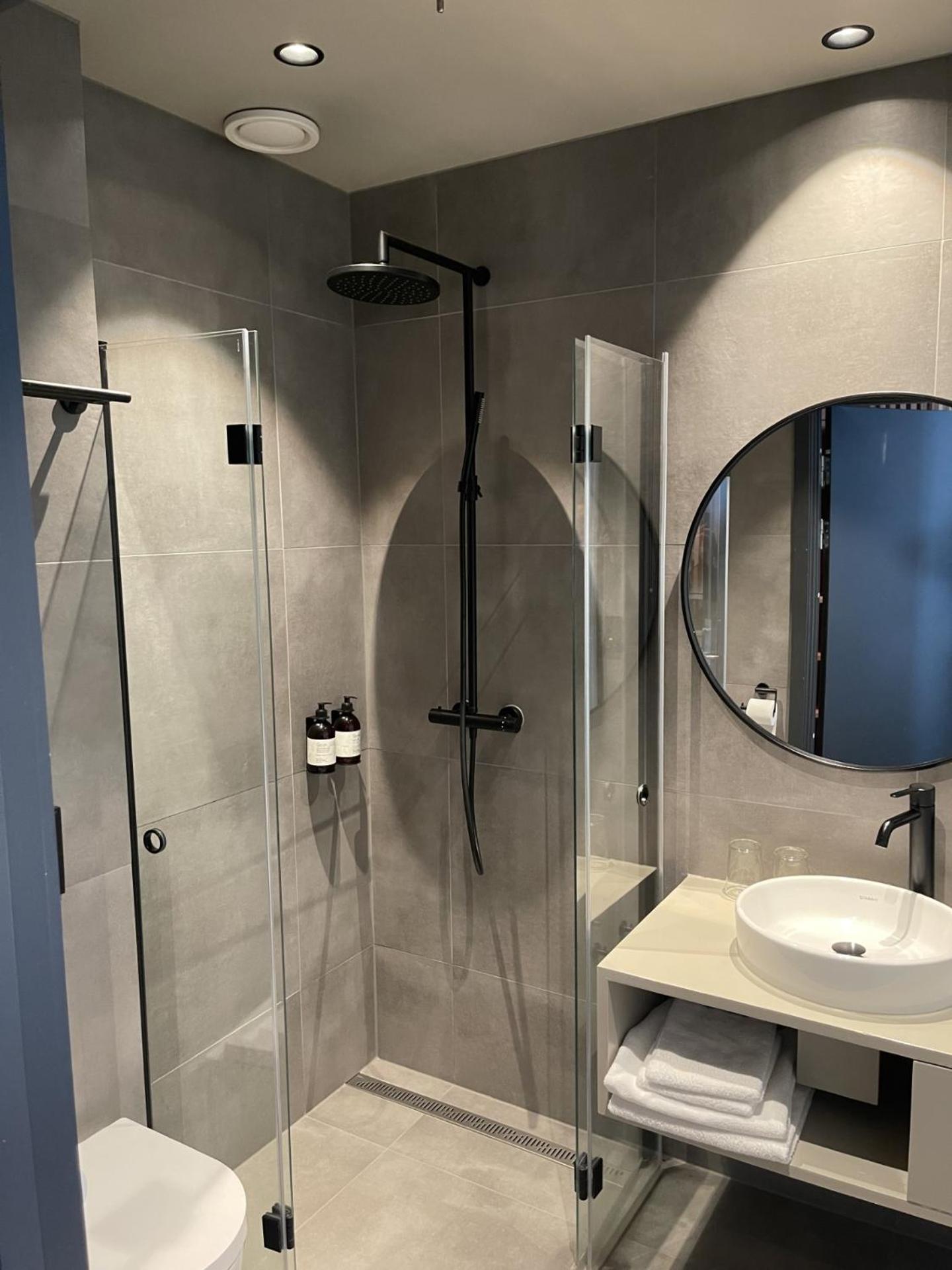 Brimibue Hotel Lom Zewnętrze zdjęcie